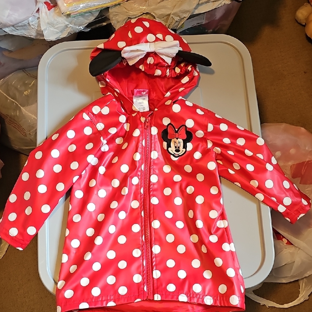 DISNEY  MINNIE  MOUSE  RED POLKA  DOT  RAINCOAT  SIZE 2T EUC
